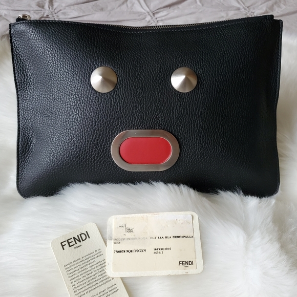 Fendi Handbags - HOST PICK 🎈🎈FENDI AUTHENTIC FACES LEATHER CLUTCH